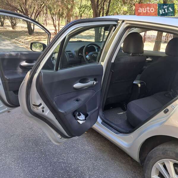 Хэтчбек Toyota Auris 2008 в Никополе фото 11 Хэтчбек Toyota Auris 2008 в Никополе