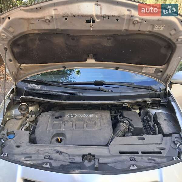 Хэтчбек Toyota Auris 2008 в Никополе фото 16 Хэтчбек Toyota Auris 2008 в Никополе