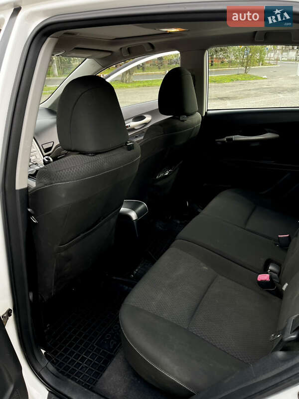 Хэтчбек Toyota Auris 2007 в Белгороде-Днестровском