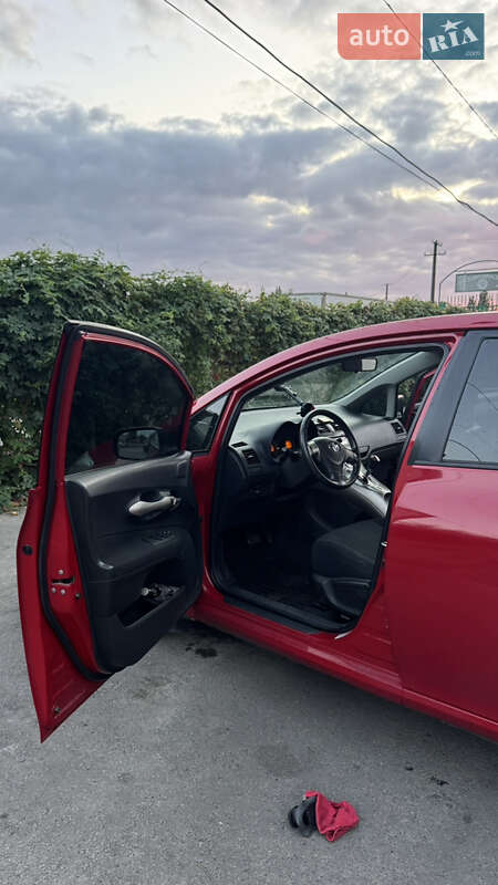 Хэтчбек Toyota Auris 2008 в Киеве фото 18 Хэтчбек Toyota Auris 2008 в Киеве