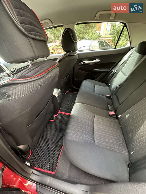 Хэтчбек Toyota Auris 2009 в Одессе