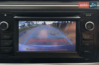 Хэтчбек Toyota Auris 2013 в Львове