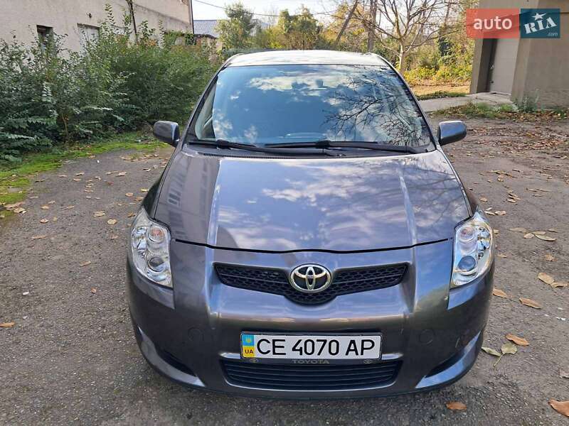 Хэтчбек Toyota Auris 2008 в Чернигове