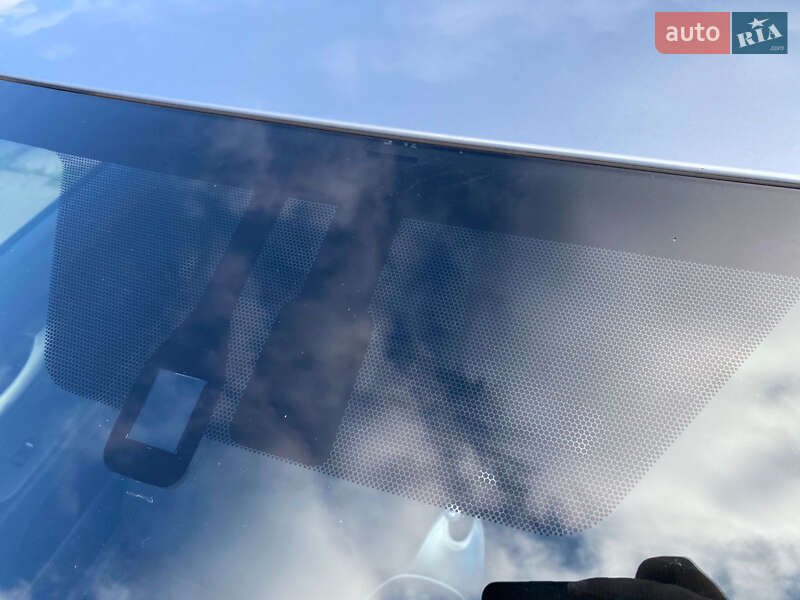 Хэтчбек Toyota Auris 2011 в Ровно фото 97 Хэтчбек Toyota Auris 2011 в Ровно