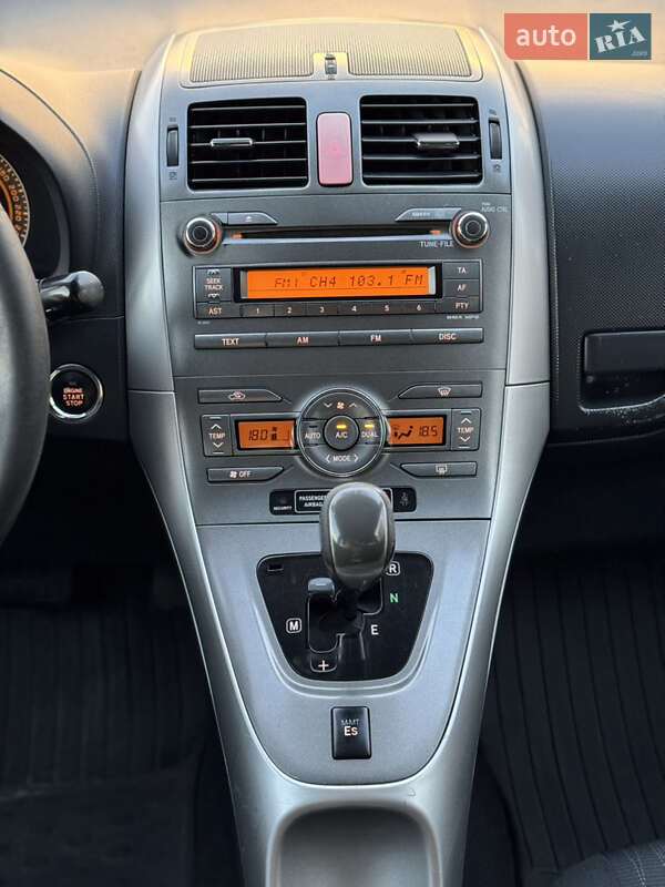 Хэтчбек Toyota Auris 2008 в Киеве фото 18 Хэтчбек Toyota Auris 2008 в Киеве