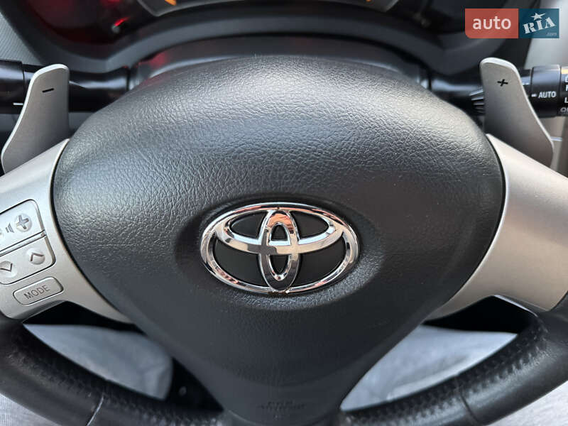 Хэтчбек Toyota Auris 2008 в Киеве фото 22 Хэтчбек Toyota Auris 2008 в Киеве
