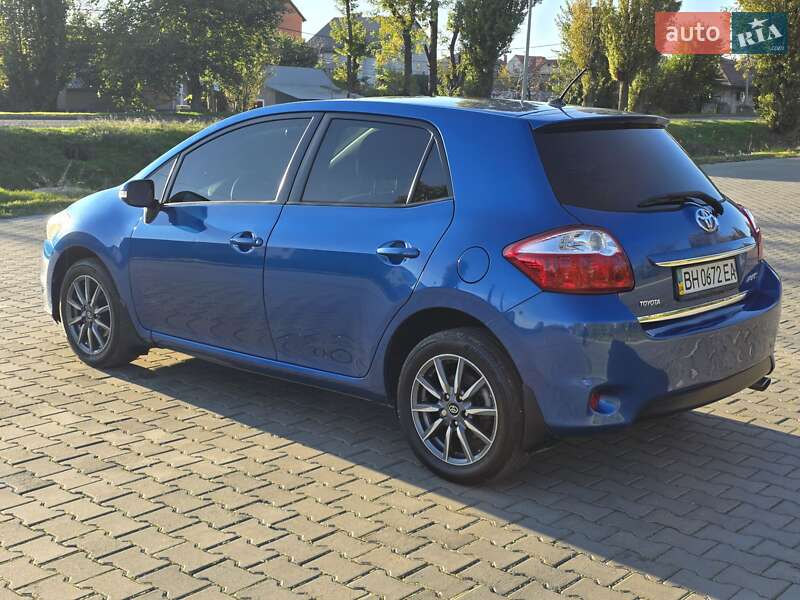 Хэтчбек Toyota Auris 2010 в Одессе фото 5 Хэтчбек Toyota Auris 2010 в Одессе