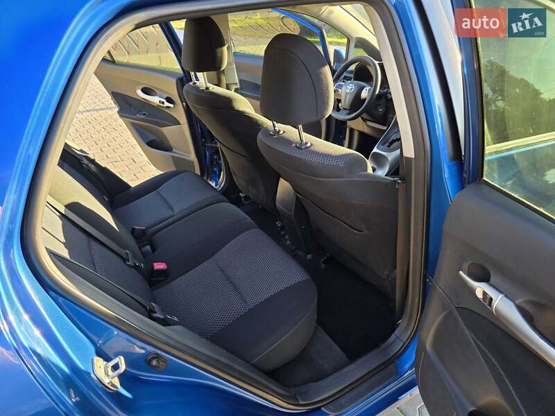 Хэтчбек Toyota Auris 2010 в Одессе фото 15 Хэтчбек Toyota Auris 2010 в Одессе