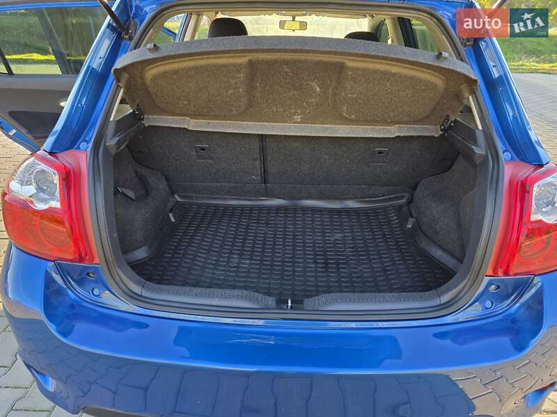 Хэтчбек Toyota Auris 2010 в Одессе фото 20 Хэтчбек Toyota Auris 2010 в Одессе