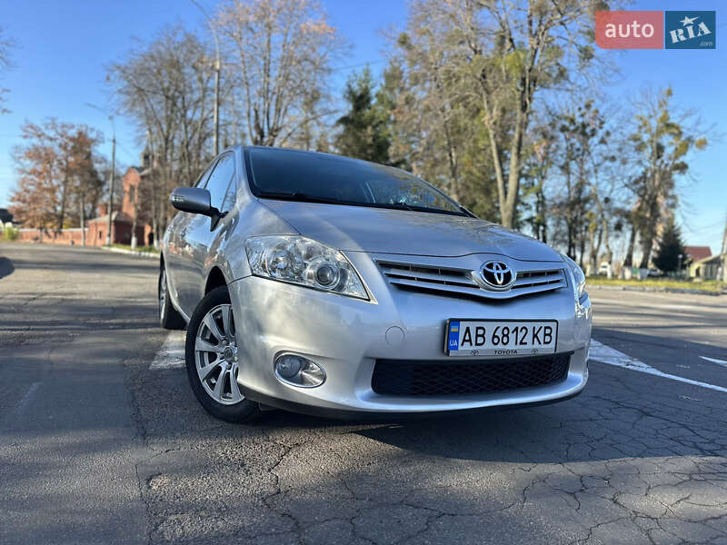 Хэтчбек Toyota Auris 2012 в Виннице фото 16 Хэтчбек Toyota Auris 2012 в Виннице