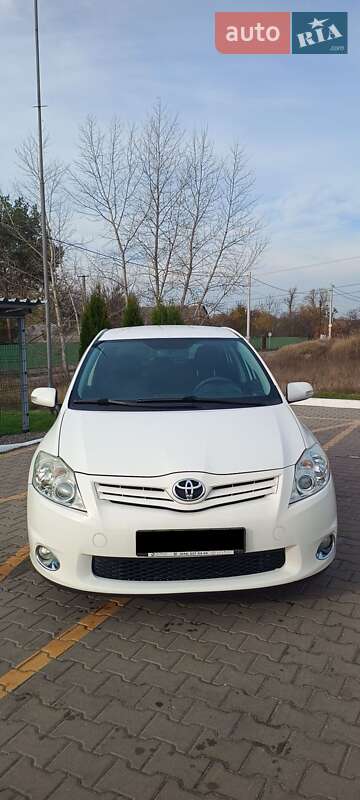 Хэтчбек Toyota Auris 2010 в Вышгороде фото 2 Хэтчбек Toyota Auris 2010 в Вышгороде
