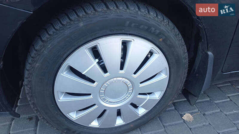 Хэтчбек Toyota Auris 2007 в Одессе фото 19 Хэтчбек Toyota Auris 2007 в Одессе