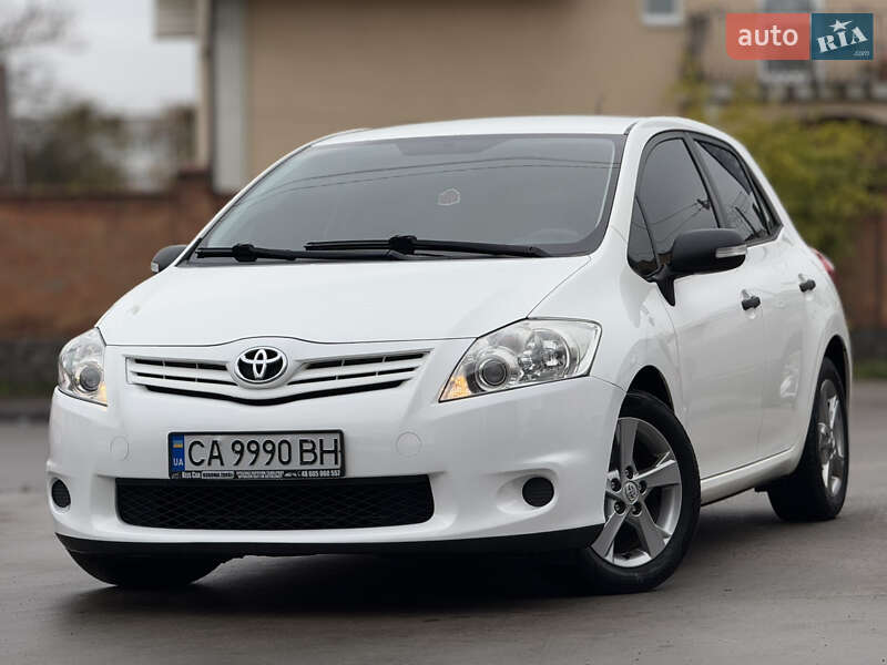 Toyota Auris 2011 Toyota Auris 2011