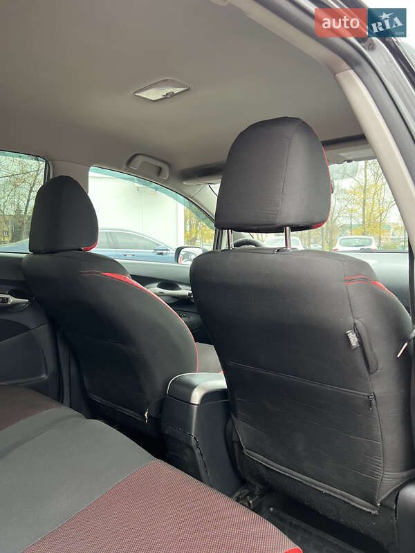 Хэтчбек Toyota Auris 2008 в Черкассах