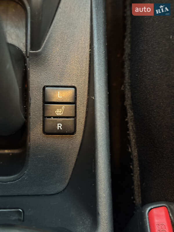 Хэтчбек Toyota Auris 2008 в Киеве фото 18 Хэтчбек Toyota Auris 2008 в Киеве