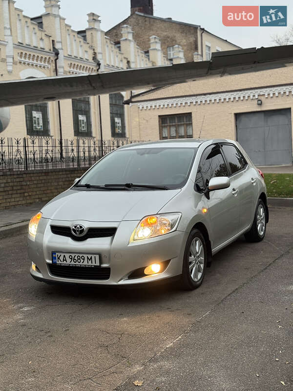 Хэтчбек Toyota Auris 2008 в Киеве фото 29 Хэтчбек Toyota Auris 2008 в Киеве