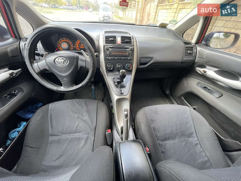 Хэтчбек Toyota Auris 2007 в Николаеве фото 10 Хэтчбек Toyota Auris 2007 в Николаеве