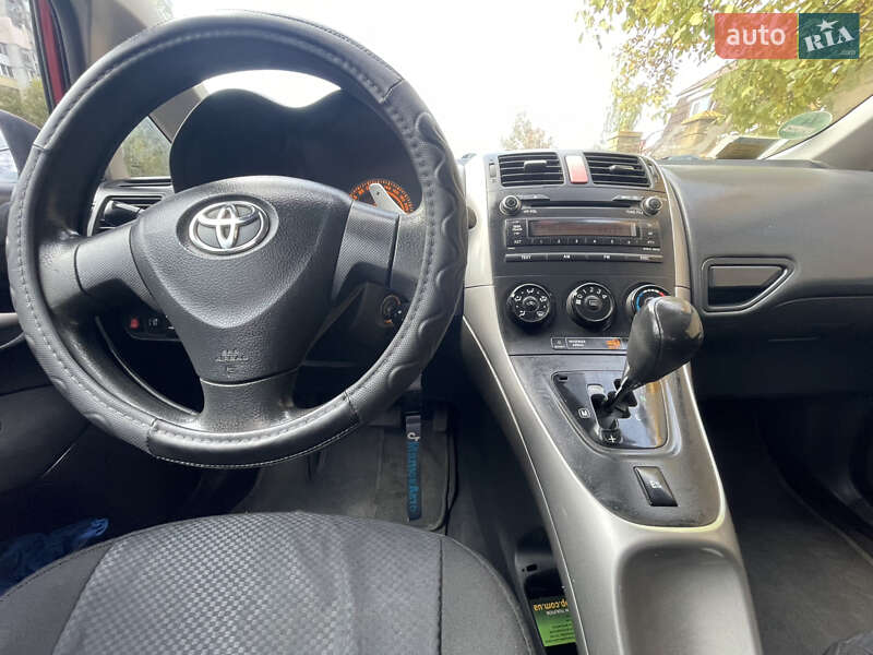 Хэтчбек Toyota Auris 2007 в Николаеве фото 11 Хэтчбек Toyota Auris 2007 в Николаеве