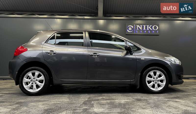 Хэтчбек Toyota Auris 2008 в Киеве фото 19 Хэтчбек Toyota Auris 2008 в Киеве