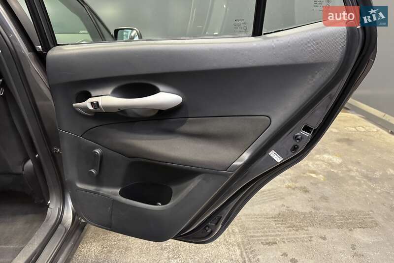 Хэтчбек Toyota Auris 2008 в Киеве фото 37 Хэтчбек Toyota Auris 2008 в Киеве