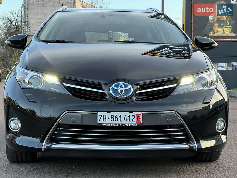 Универсал Toyota Auris 2014 в Житомире фото 4 Универсал Toyota Auris 2014 в Житомире