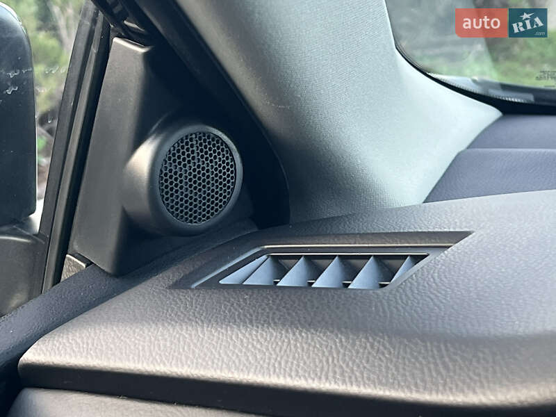 Универсал Toyota Auris 2014 в Житомире фото 59 Универсал Toyota Auris 2014 в Житомире