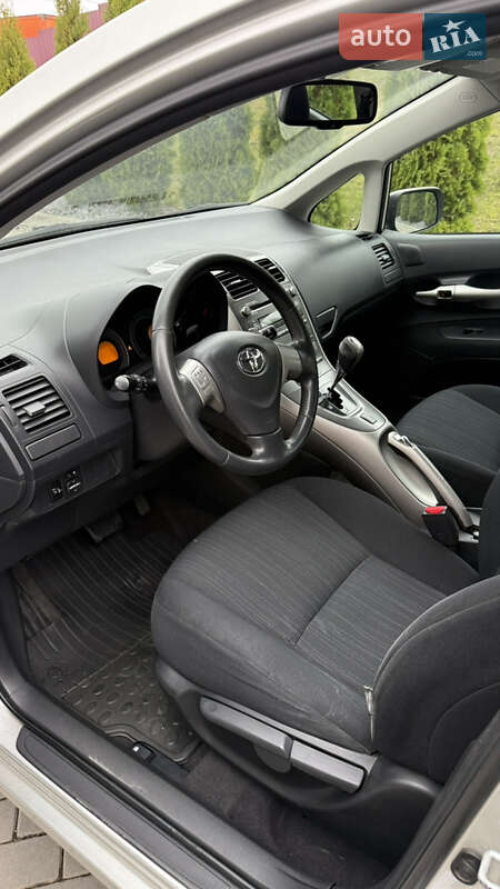 Хэтчбек Toyota Auris 2008 в Ровно фото 6 Хэтчбек Toyota Auris 2008 в Ровно