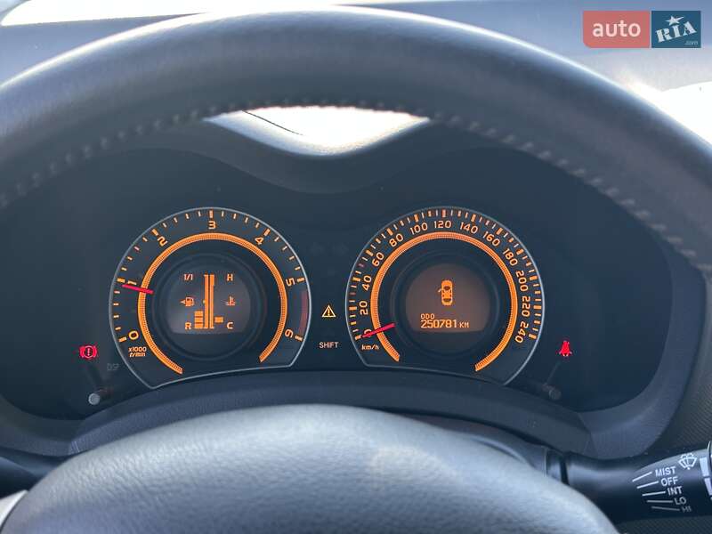 Хэтчбек Toyota Auris 2008 в Киеве