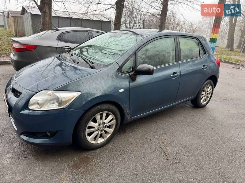 Хэтчбек Toyota Auris 2007 в Харькове
