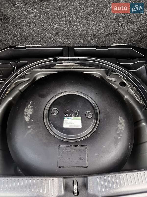 Хэтчбек Toyota Auris 2008 в Полтаве