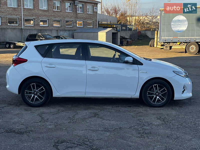 Хэтчбек Toyota Auris 2013 в Луцке фото 5 Хэтчбек Toyota Auris 2013 в Луцке