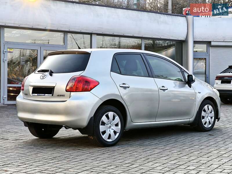 Хетчбек Toyota Auris 2007 в Дніпрі
