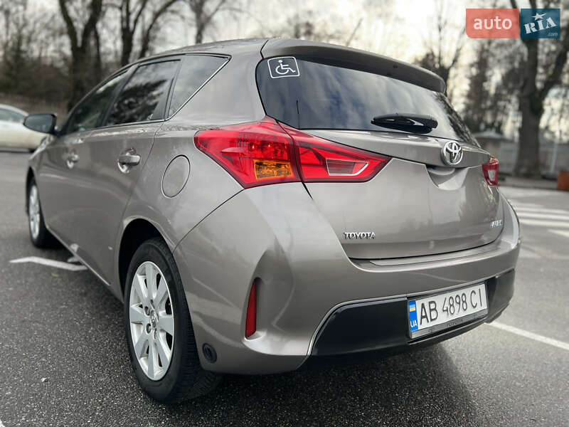 Хетчбек Toyota Auris 2013 в Вінниці