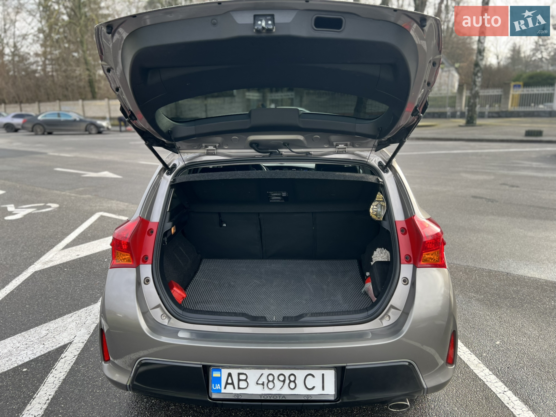 2013 Toyota Auris - мініатюра 16
