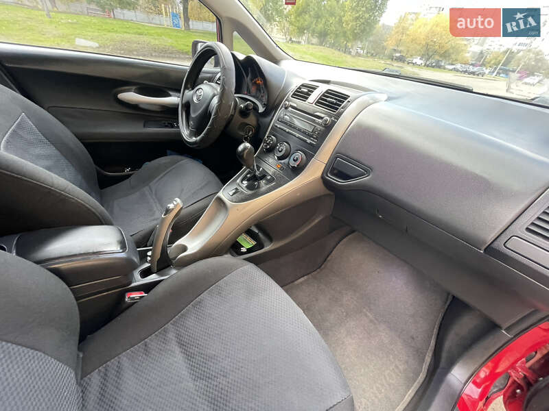 Хетчбек Toyota Auris 2007 в Миколаєві фото 12 Хетчбек Toyota Auris 2007 в Миколаєві