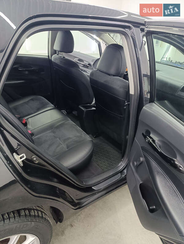 Хетчбек Toyota Auris 2008 в Чернівцях