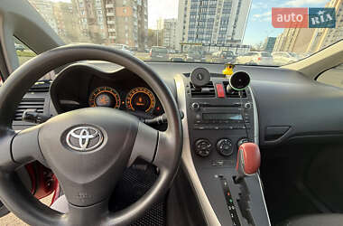 Хетчбек Toyota Auris 2009 в Черкасах