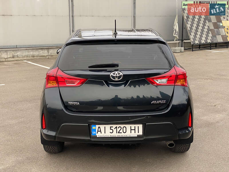 Хетчбек Toyota Auris 2014 в Києві фото 5 Хетчбек Toyota Auris 2014 в Києві