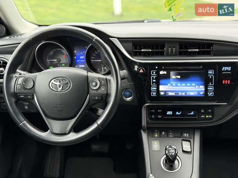 Універсал Toyota Auris 2017 в Луцьку фото 26 Універсал Toyota Auris 2017 в Луцьку