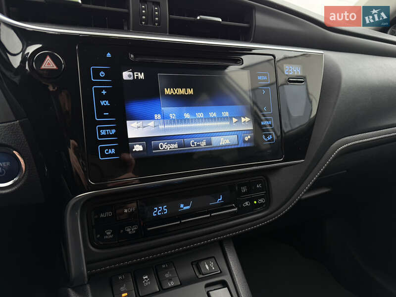 Універсал Toyota Auris 2017 в Луцьку фото 30 Універсал Toyota Auris 2017 в Луцьку