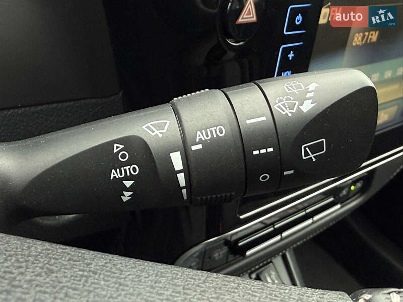 Універсал Toyota Auris 2017 в Луцьку фото 35 Універсал Toyota Auris 2017 в Луцьку