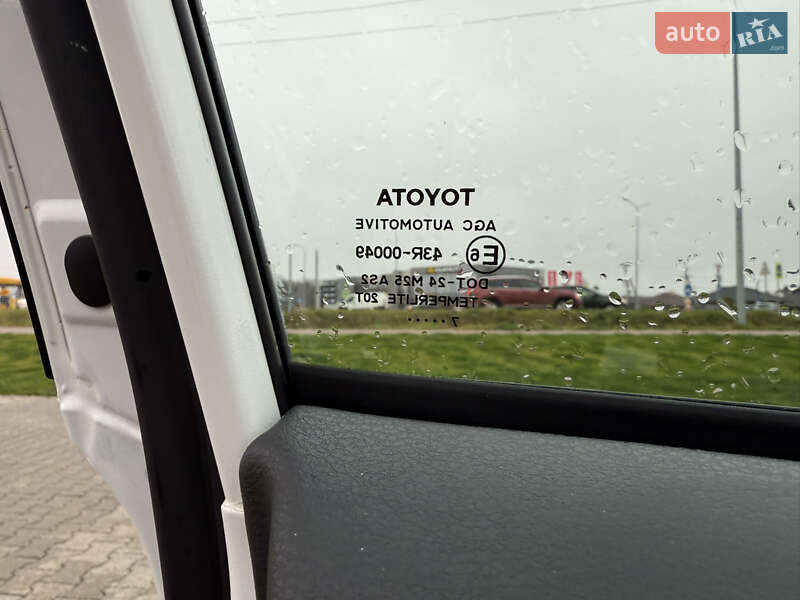 Універсал Toyota Auris 2017 в Луцьку фото 46 Універсал Toyota Auris 2017 в Луцьку