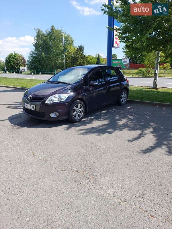 Хетчбек Toyota Auris 2010 в Чорноморську фото 5 Хетчбек Toyota Auris 2010 в Чорноморську