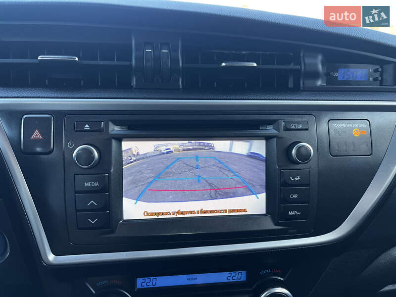 Хэтчбек Toyota Auris 2013 в Луцке