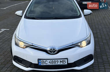 Универсал Toyota Auris 2016 в Львове