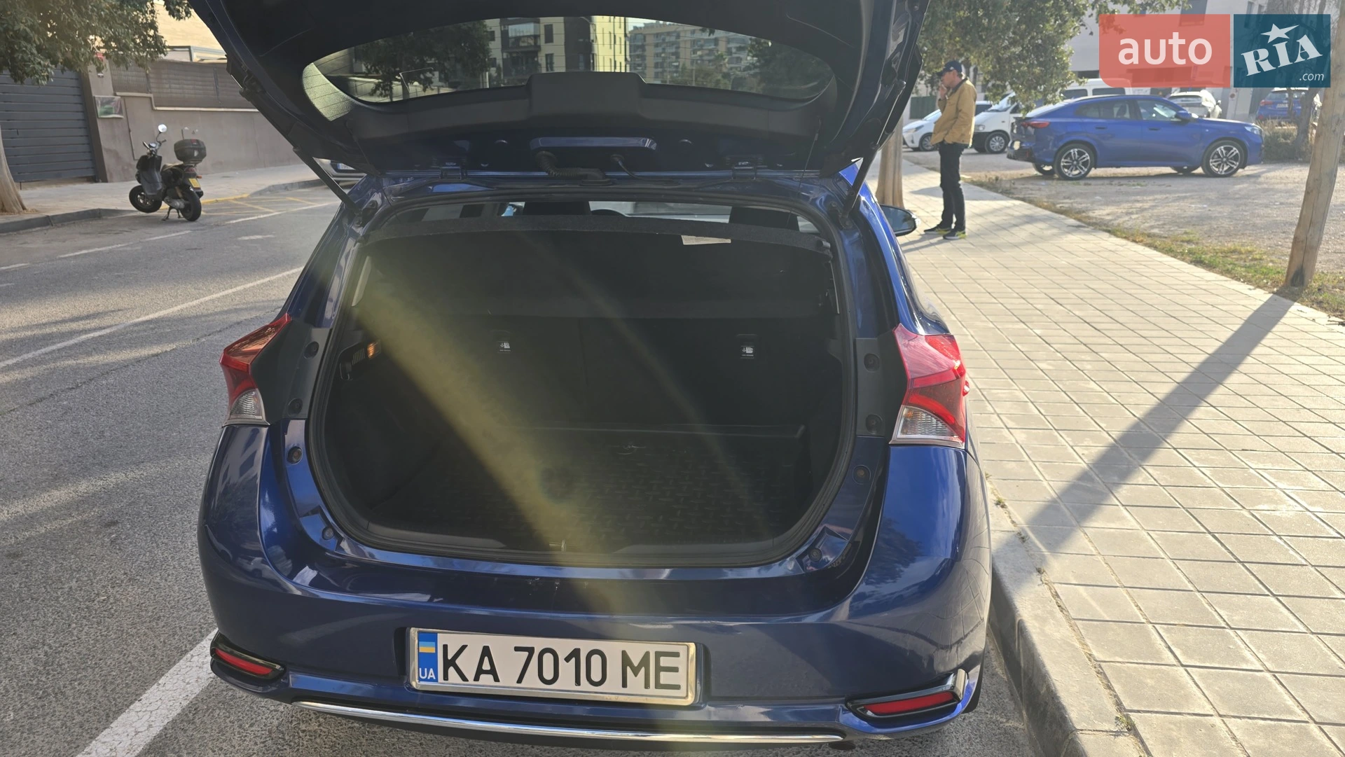 2015 Toyota Auris - мініатюра 15