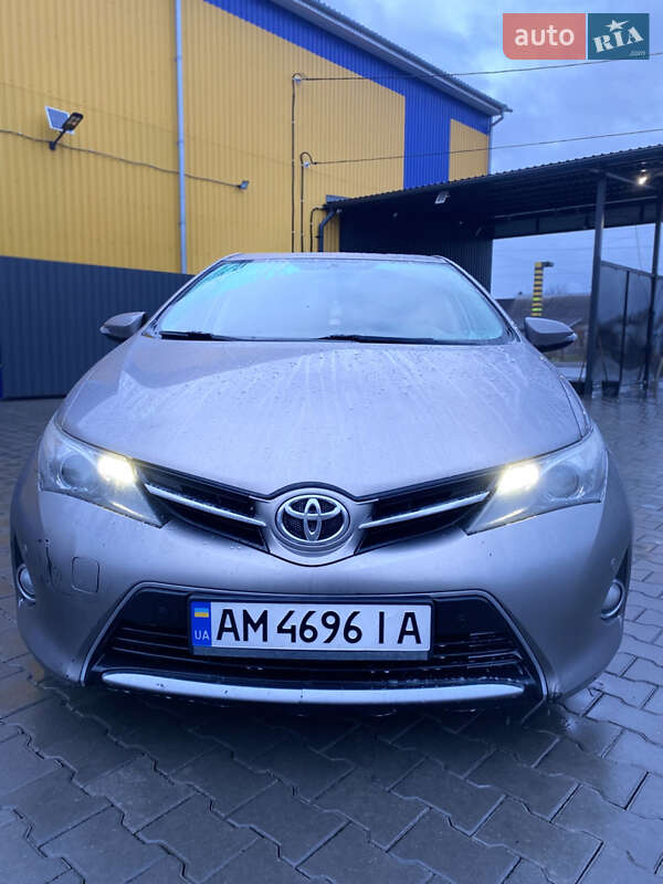 Toyota Auris 2013 Toyota Auris 2013