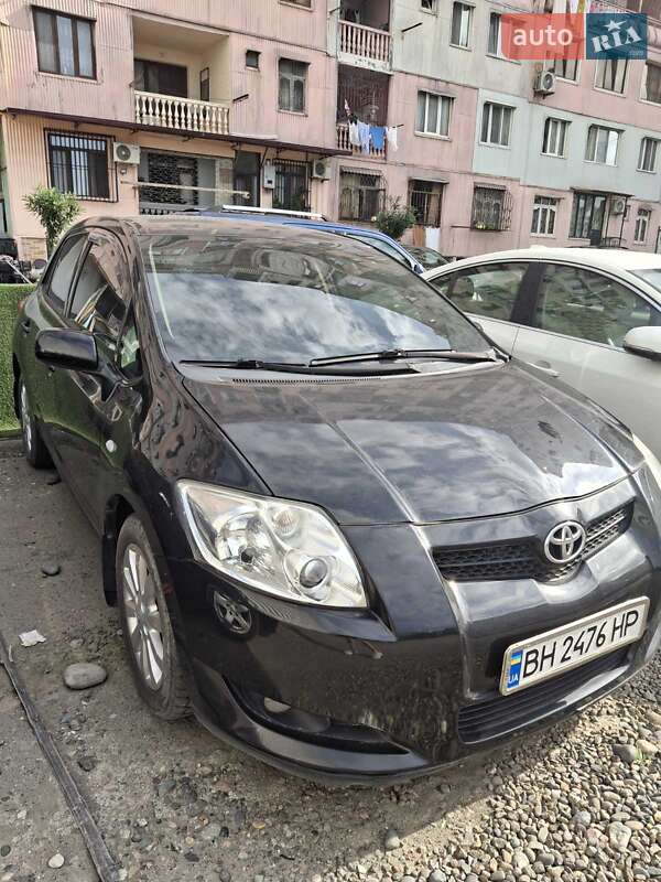 Хетчбек Toyota Auris 2008 в Роздільній
