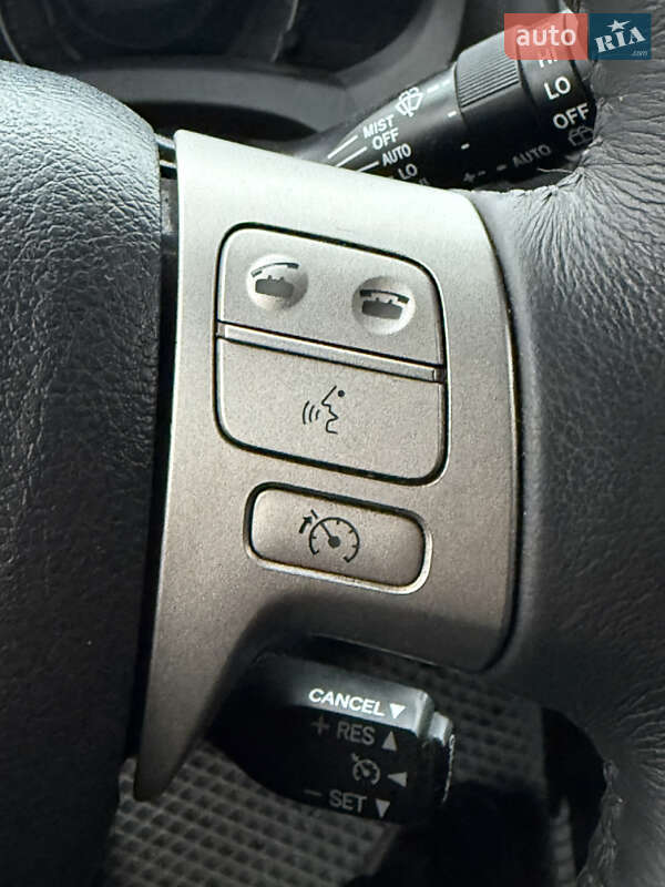 Хэтчбек Toyota Auris 2007 в Одессе