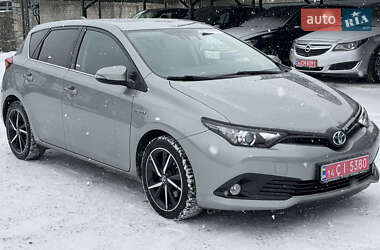 Хэтчбек Toyota Auris 2018 в Калуше